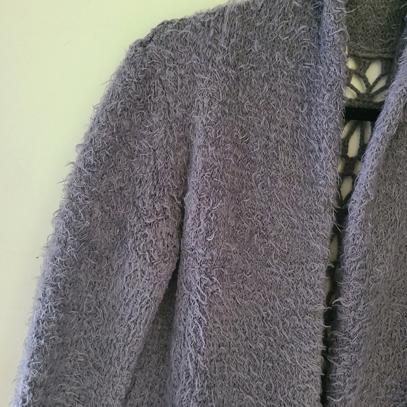 ESCIO lace back fluffy open cardigan - Picture 2 of 6